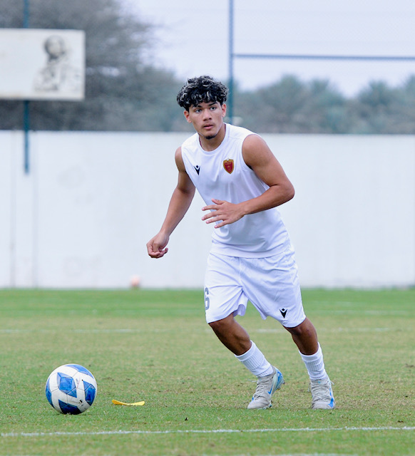 David Mueller Football Dribbling